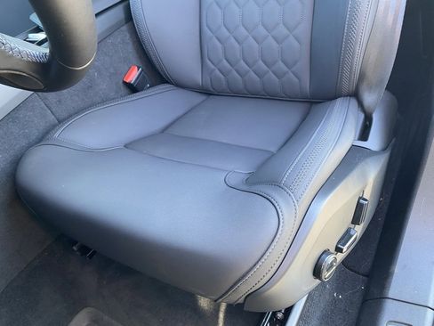 Used 2026 Volvo XC60 B5 Core w/ Protection Package Premier image 24