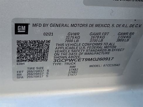 Used 2021 Chevrolet Silverado 1500 LT image 32