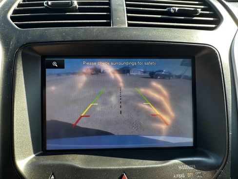 Used 2013 Ford Explorer XLT image 22