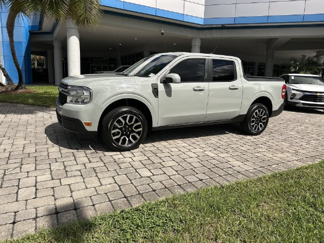 Used 2023 Ford Maverick Lariat FWD image 21