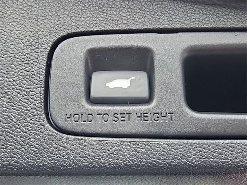 Certified 2019 Honda CR-V Touring image 21