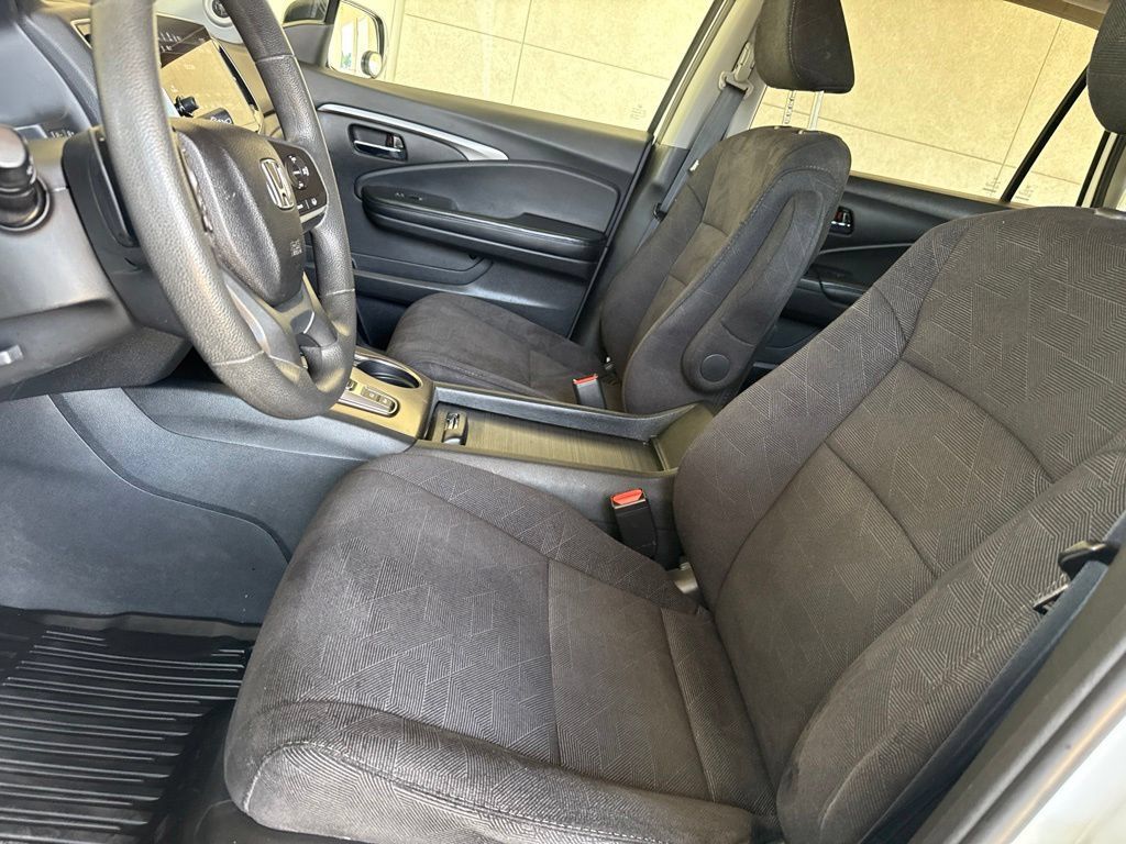 Used 2021 Honda Pilot EX image 28