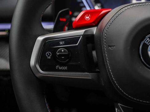 Used 2025 BMW M5 w/ Carbon Package image 31