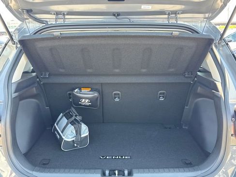 New 2026 Hyundai Venue SE FWD image 10