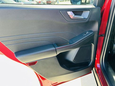 New 2026 Ford Escape ST-Line w/ Tech Pack #1 image 29