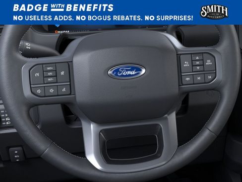 New 2026 Ford F250 Lariat w/ Black Appearance Package AWD/4WD image 13