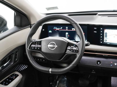 Used 2024 Nissan Ariya AWD image 14