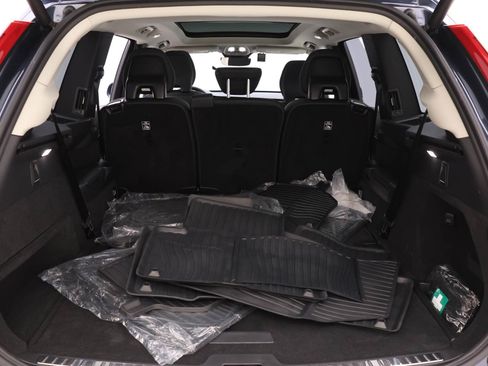 Used 2025 Volvo XC90 B6 Plus w/ Protection Package Premier AWD/4WD image 19