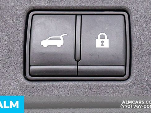 Used 2024 Nissan Rogue SV image 25