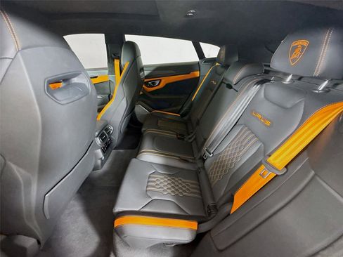 Used 2023 Lamborghini Urus S AWD/4WD image 17