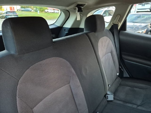 Used 2011 Nissan Rogue S AWD/4WD image 30