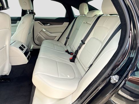 Used 2023 Jaguar XF SE image 20