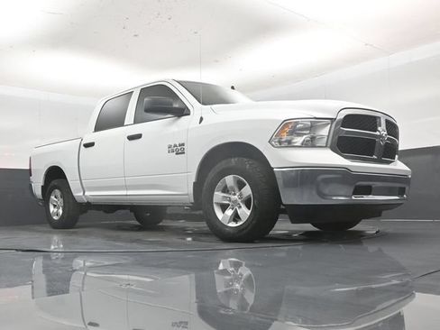 Used 2023 RAM 1500 Classic SLT w/ Electronics Group AWD/4WD image 49