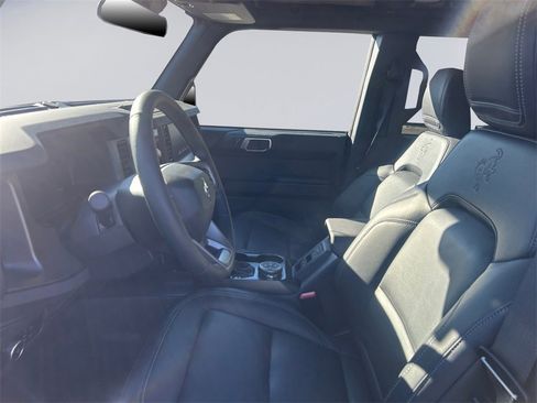 New 2025 Ford Bronco Big Bend w/ Black Diamond Package image 10