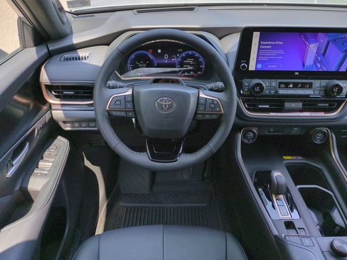 New 2026 Toyota Grand Highlander AWD Hybrid image 16