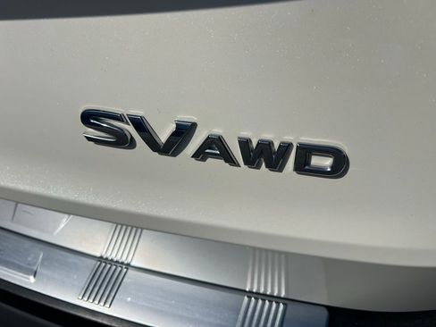 Used 2023 Nissan Rogue SV image 10