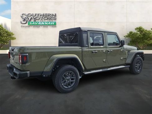 New 2026 Jeep Gladiator Sport AWD/4WD image 5