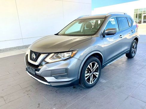 Used 2020 Nissan Rogue SV w/ Premium Package image 1