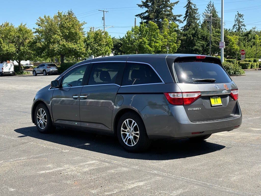 Used 2012 Honda Odyssey EX image 3