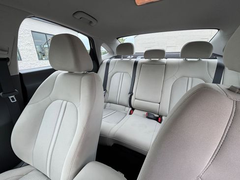 Used 2025 Hyundai Sonata SEL FWD image 40