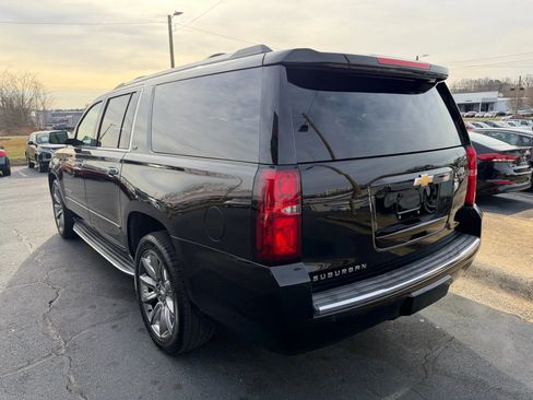 Used 2016 Chevrolet Suburban LTZ image 5