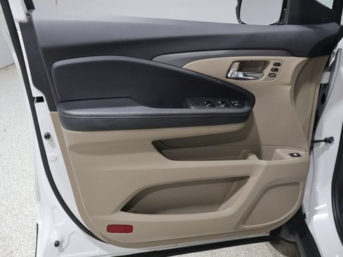 Used 2023 Honda Ridgeline RTL image 12