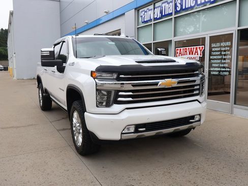 Certified 2020 Chevrolet Silverado 2500 High Country w/ Z71 Off-Road Package AWD/4WD image 2