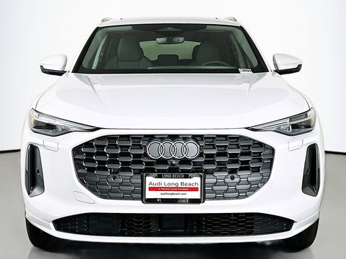 New 2025 Audi Q5 Premium Plus image 2