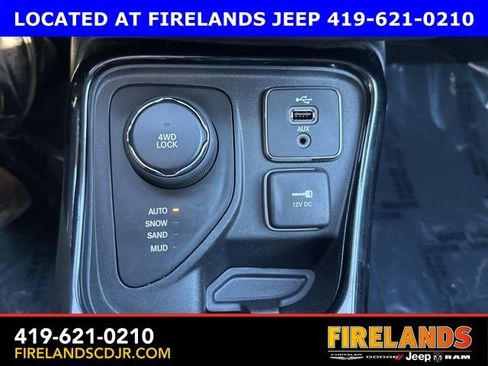 Used 2018 Jeep Compass Limited image 29