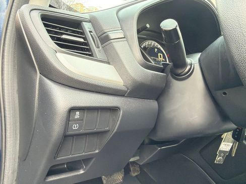 Used 2019 Honda CR-V LX image 28