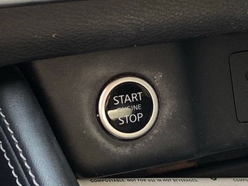 Used 2023 Nissan Rogue SL w/ SL Premium Package FWD image 9