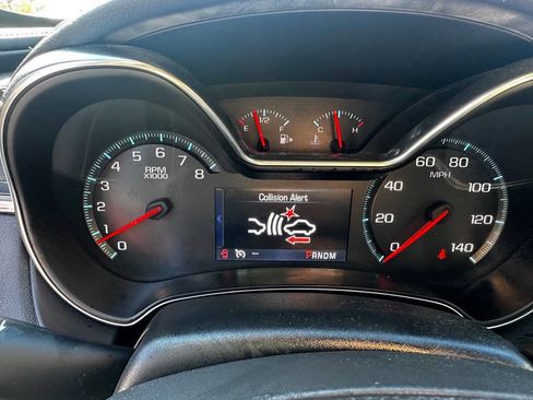 Used 2014 Chevrolet Impala LT image 17