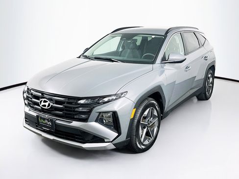 Used 2025 Hyundai Tucson SEL image 3
