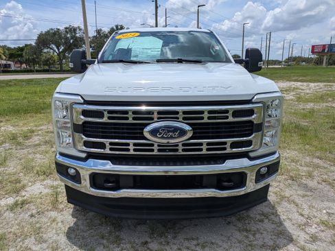 Used 2024 Ford F350 XLT w/ 360-Degree Camera Package AWD/4WD image 9