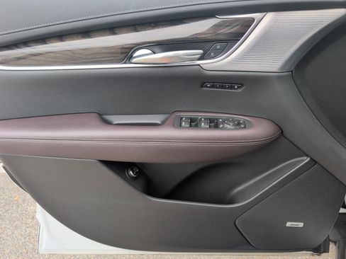 Certified 2023 Cadillac XT6 Premium Luxury w/ Technology Package image 16