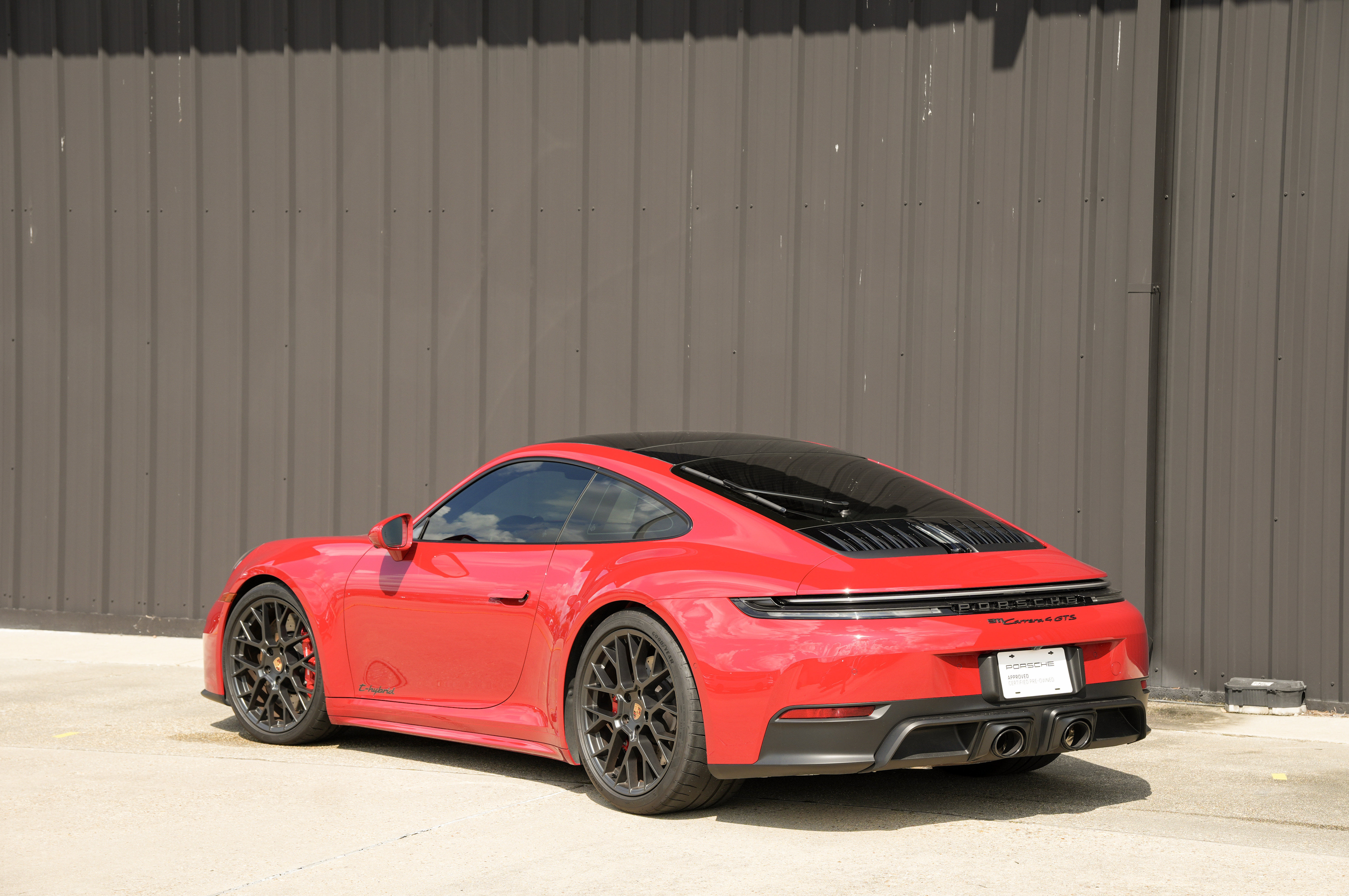 Certified 2025 Porsche 911 Carrera 4 GTS AWD/4WD image 3