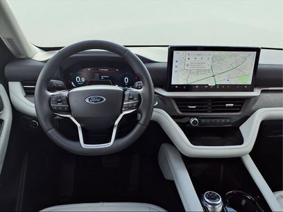 New 2026 Ford Explorer Platinum w/ LUX Leather Package