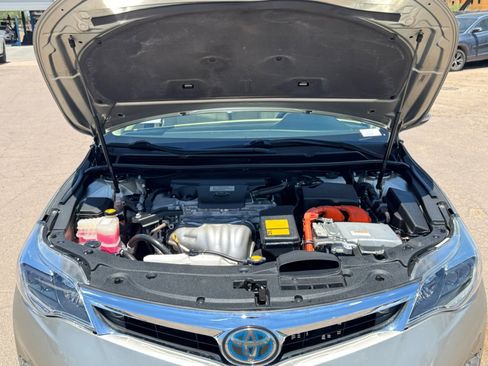 Used 2014 Toyota Avalon Limited w/ Technology Package FWD image 20