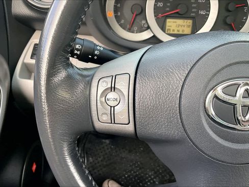 Used 2008 Toyota RAV4 Limited AWD/4WD image 23