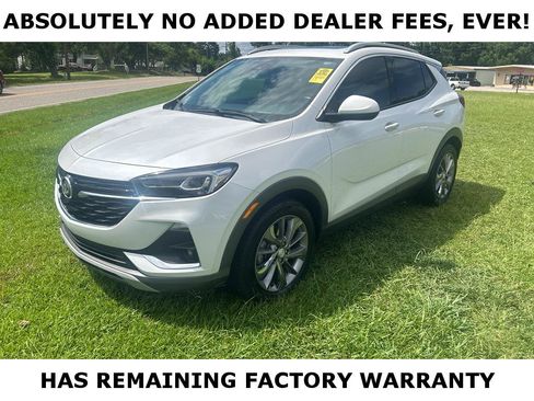 Used 2023 Buick Encore GX Essence w/ Experience Buick Package FWD image 2