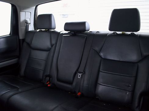 Used 2020 Toyota Tundra SR5 w/ SR5 Leather Package RWD image 20