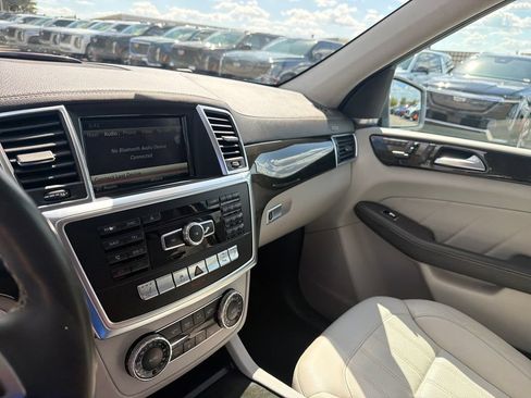 Used 2016 Mercedes-Benz GL 320 BlueTEC 4MATIC image 22