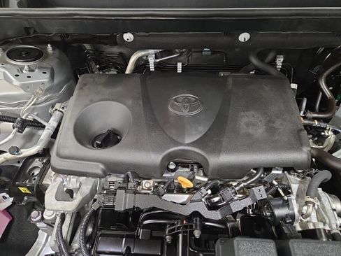 Used 2024 Toyota RAV4 XLE image 21