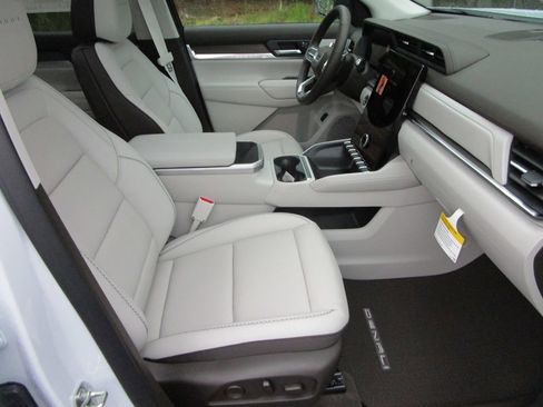 New 2026 GMC Terrain Denali AWD/4WD image 21