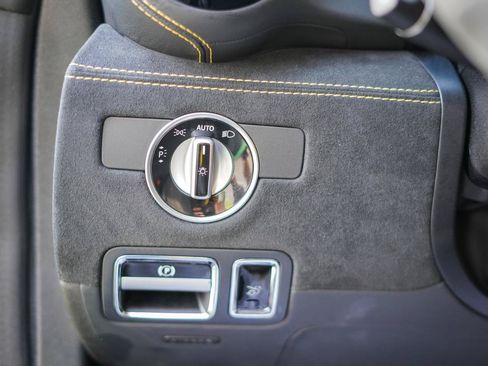 Used 2018 Mercedes-Benz AMG GT R image 17