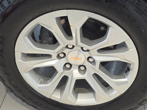 New 2025 Chevrolet Silverado 1500 LTZ image 18