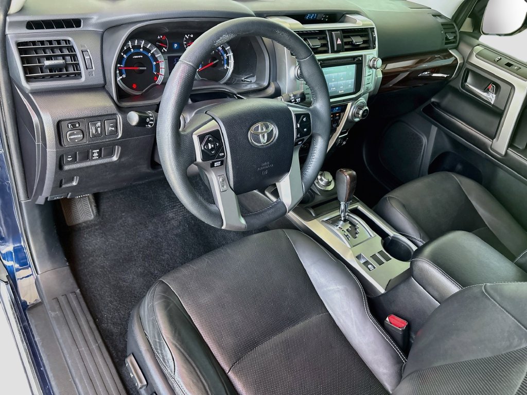 Used 2015 Toyota 4Runner Limited AWD/4WD image 9