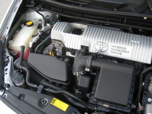 Used 2011 Toyota Prius Two FWD image 24