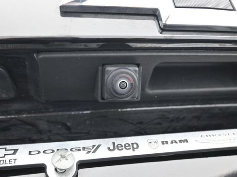 Used 2025 Chevrolet Equinox RS FWD image 34