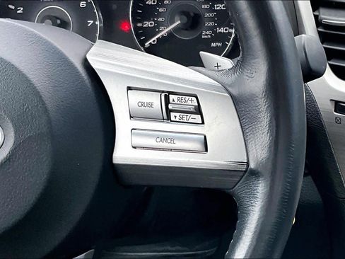 Used 2011 Subaru Outback 2.5i Premium w/ All-Weather Pkg image 24